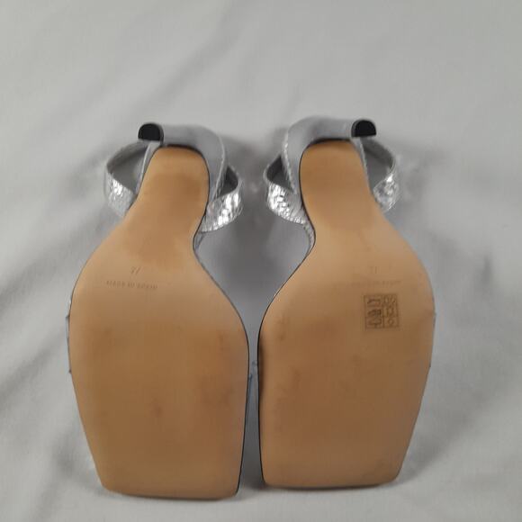 Good American Slingback Heel SIlver Snake Lucite 7.5  Square Toe NWOB - Picture 6 of 7